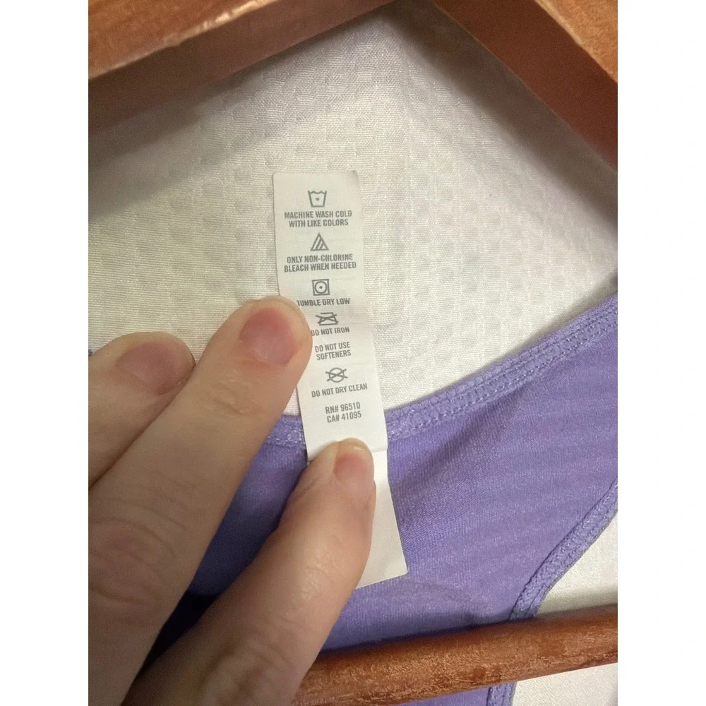 Under Armour HeatGear Purple Striped Racerback Tank Top Fitted Medium - Picture 6 of 9